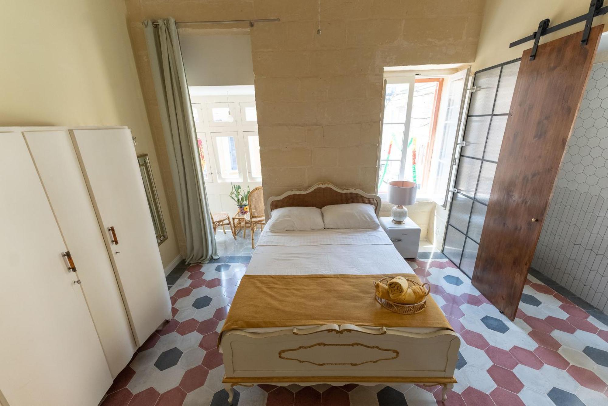 Tinja Bnb Sliema Luaran gambar